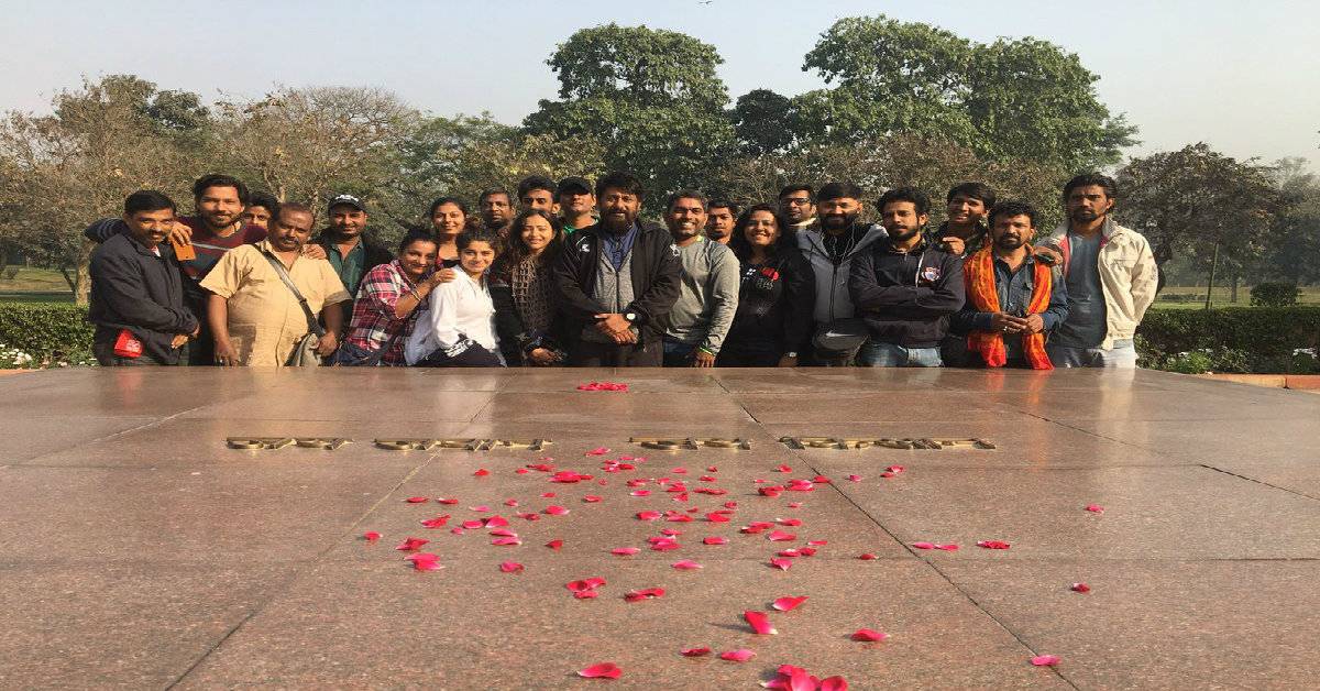 The Cast & Crew Of The Tashkent Files Visited The Vijay Ghat!