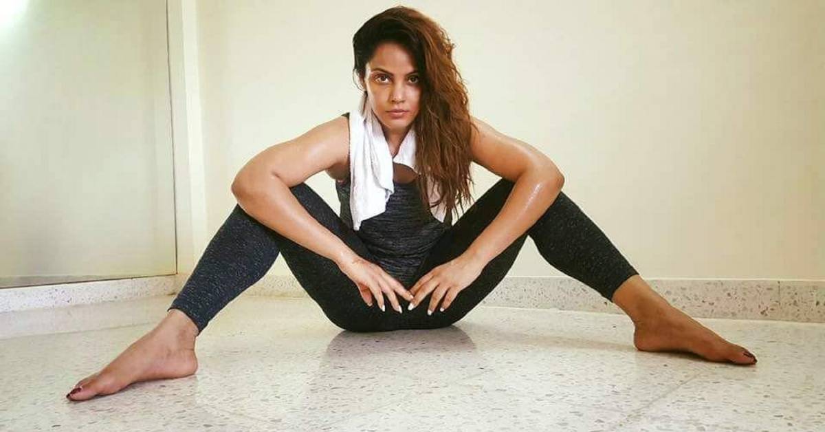 Neetu Chandra Joins The Sports League With The Same Agency Of MS Dhoni! 

