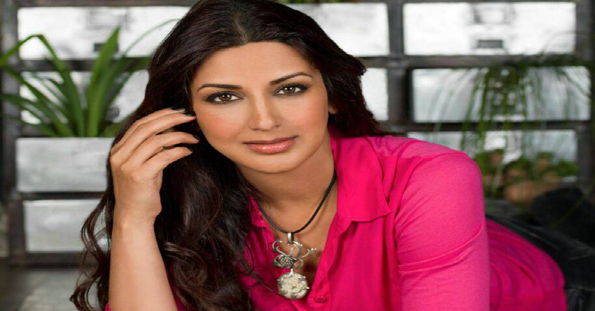 Sonali Bendre Encourages Regional Authors Via Her Book Club!
