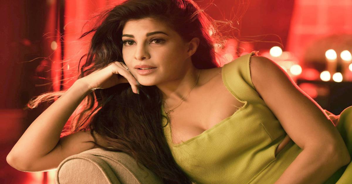 Jacqueline Fernandez Interacts With School Girls Calls It The Best Part Of Her Day!
