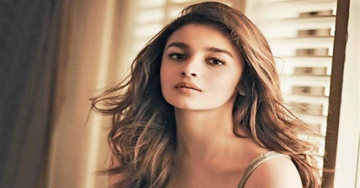 Is Ranbir Kapoor The Reason Behind Alia Bhatt's All Blush And Smiles In Her Latest Instagram Picture?