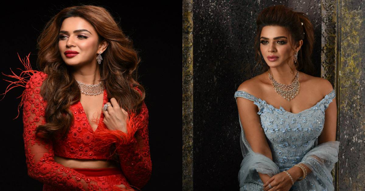Royal Princess To An Imperial Indian Bride, Aashka Goradia Makes For A Fine Painting In This Photo-Shoot! 
