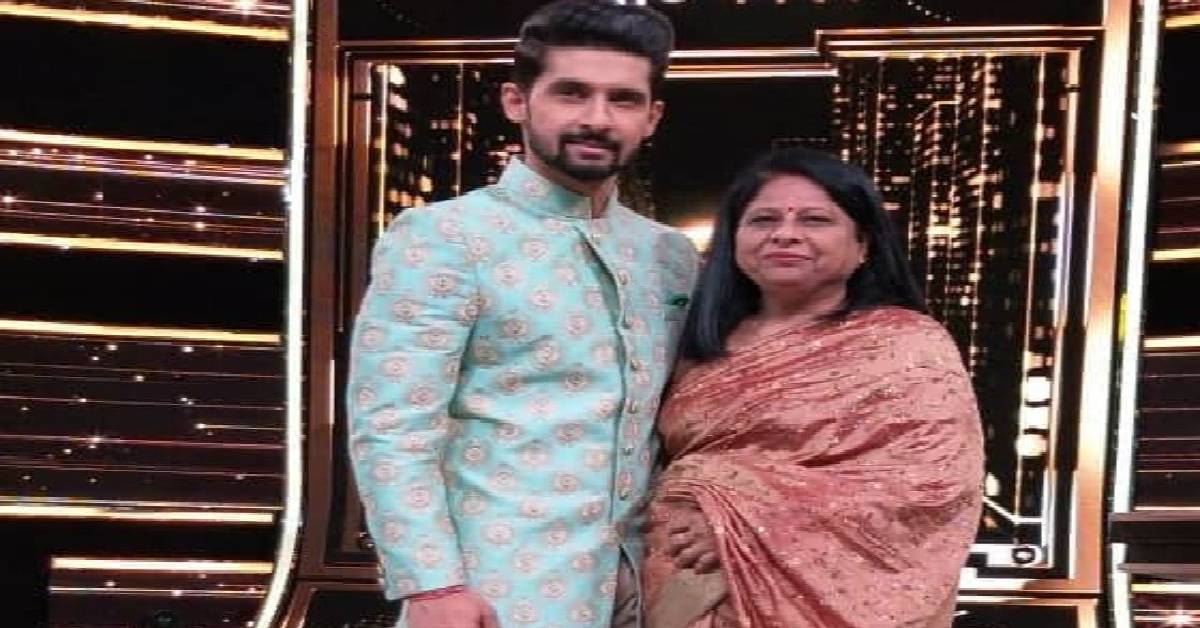 Ravi Dubey Mother Son Moments At Sabse Smart Kaun Show!
