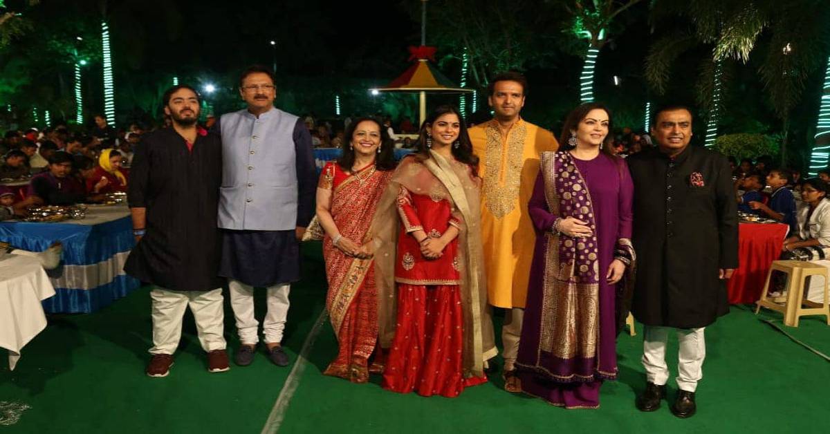 Ambani's Seek Udaipur’s Blessings For Their Daughter’s Wedding Through A Special ‘Anna Seva’!
