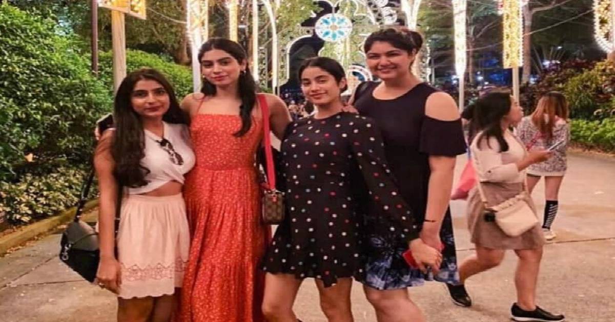 The Kapoor's Plan A Special Surprise For Anshula In Singapore!