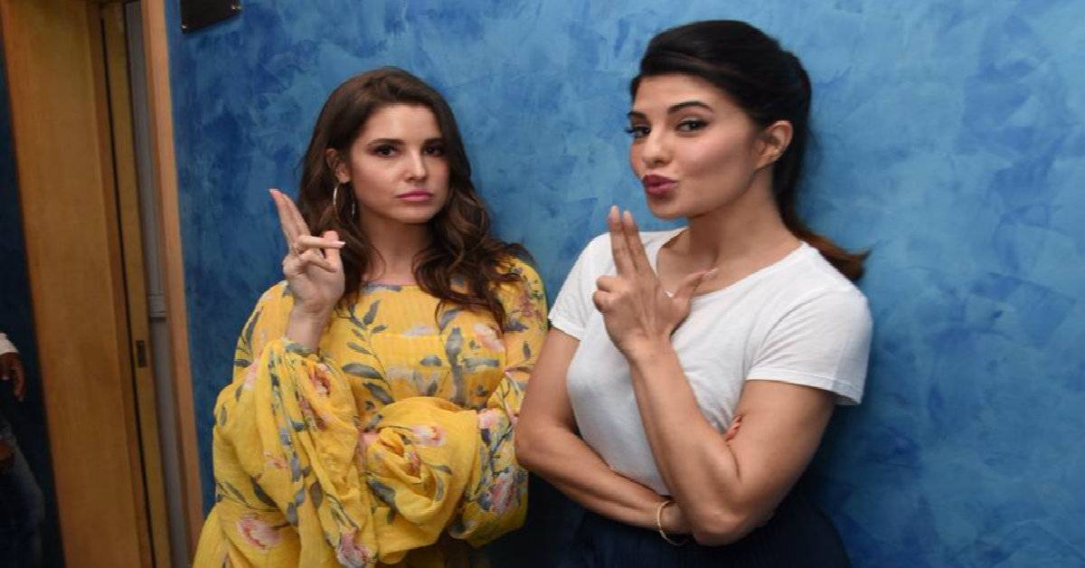 Jacqueline Fernandez Takes Her 'Soul-Sister' Amanda Cerny To A Bollywood Premiere!
