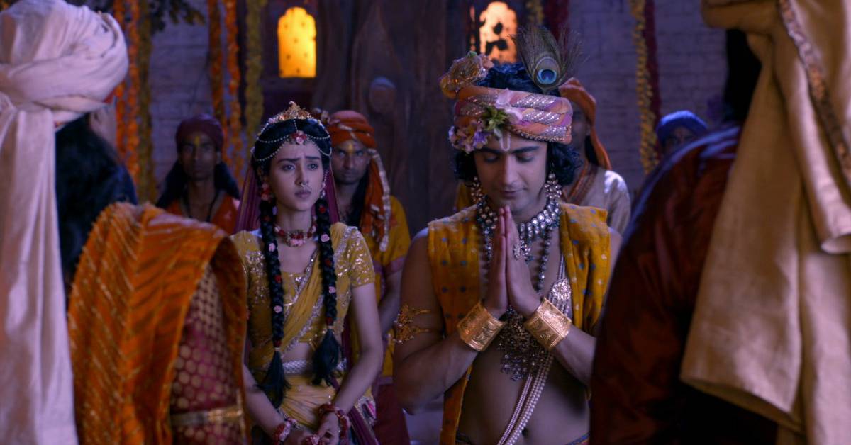 Radha Realizes The Importance Of 'Love' Over Ego Through Krishn's Action!