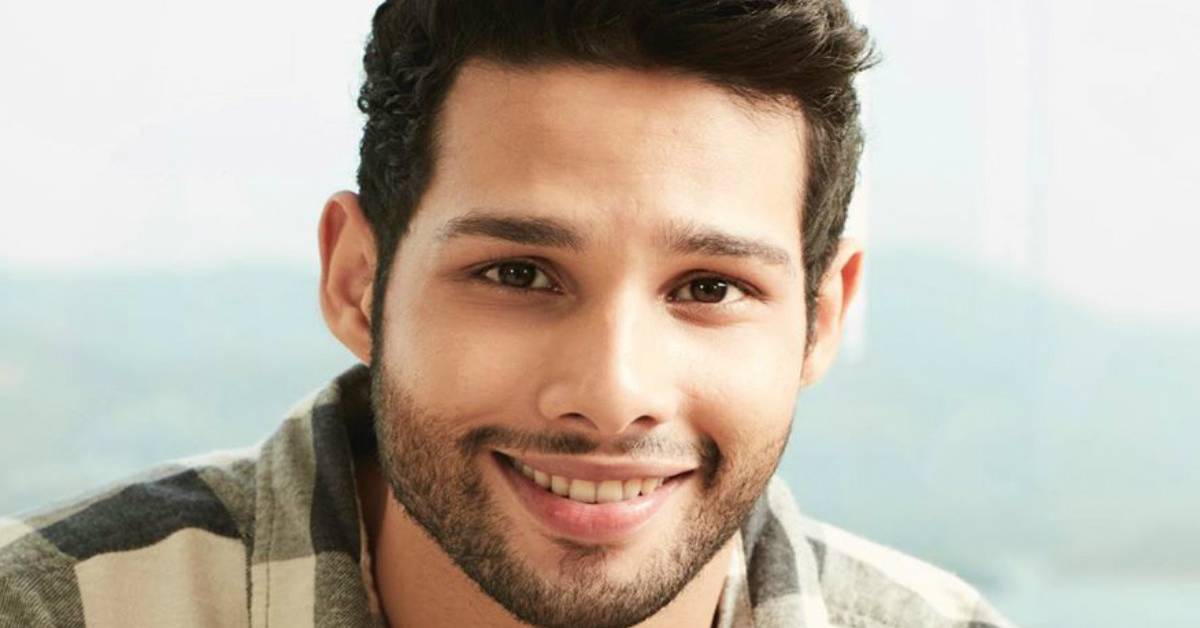 Revisiting The Blockbuster Gully Boy, ‘MC Sher’ Siddhant Chaturvedi Shares A Little Something With Us!
