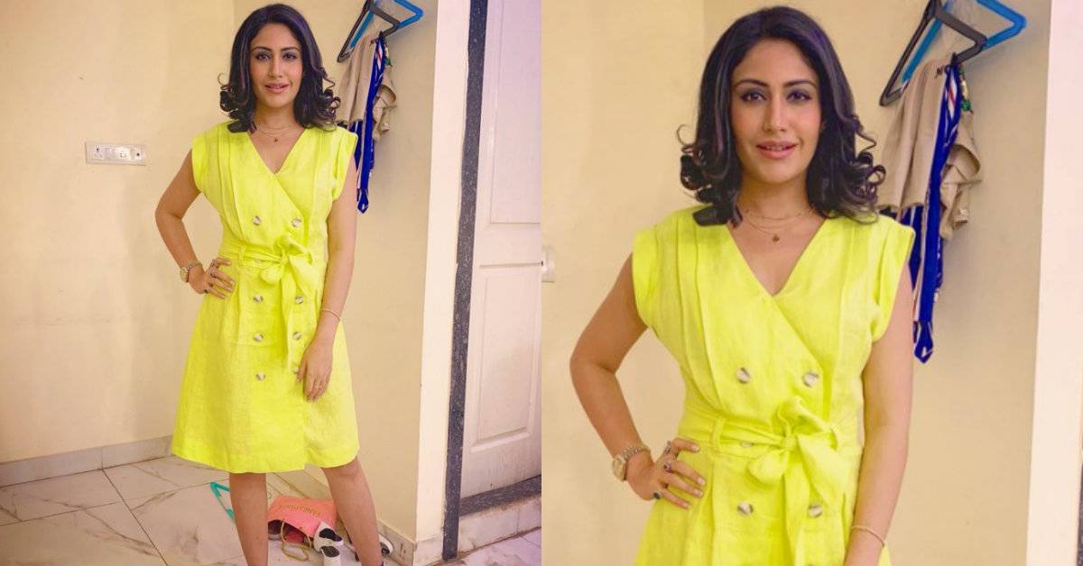 Surbhi Chandna Is A Bonafide Diva In Her Neon Attire As She Gets Dolled Up For A Dance Sequence For Sanjivani! 
