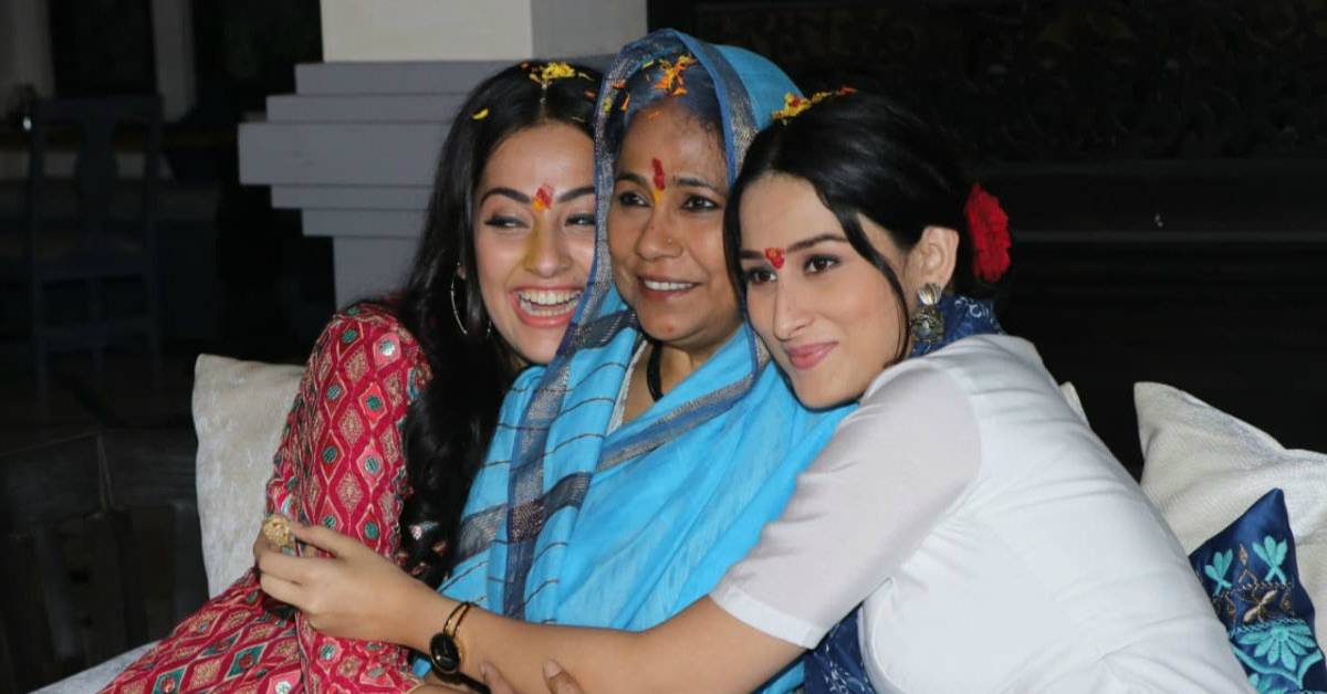Makar Sankranti Celebration With The Cast And Crew Of Dadi Amma…Dadi Amma Maan Jaao!
