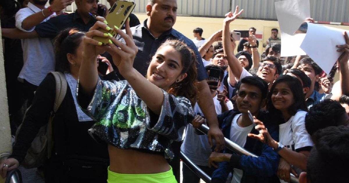 Fans Go Crazy For Sara Ali Khan At The Trailer Launch Of Her Upcoming Movie, Check It Out!
