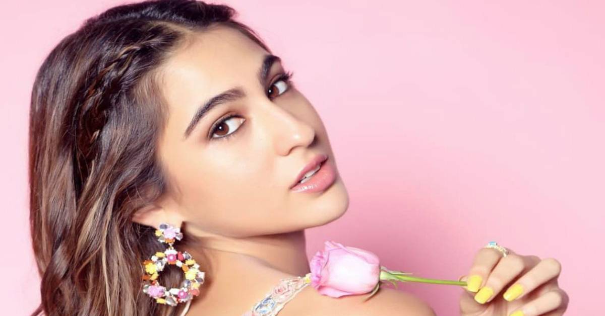 Sara Ali Khan Recently Attended A Reality Show And Shook A Leg On ‘Twist’ With A Contestant. Check It Out!
