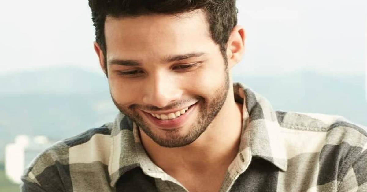 Siddhant Chaturvedi Is All Set To Wow The Audience With Various Characters In 2020!

